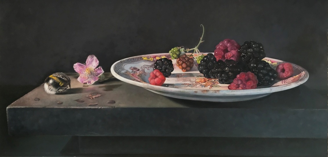 Autumn Bliss 3, 2020 – Still life oil painting on panel, 41 x 25 cm – Ginny Page